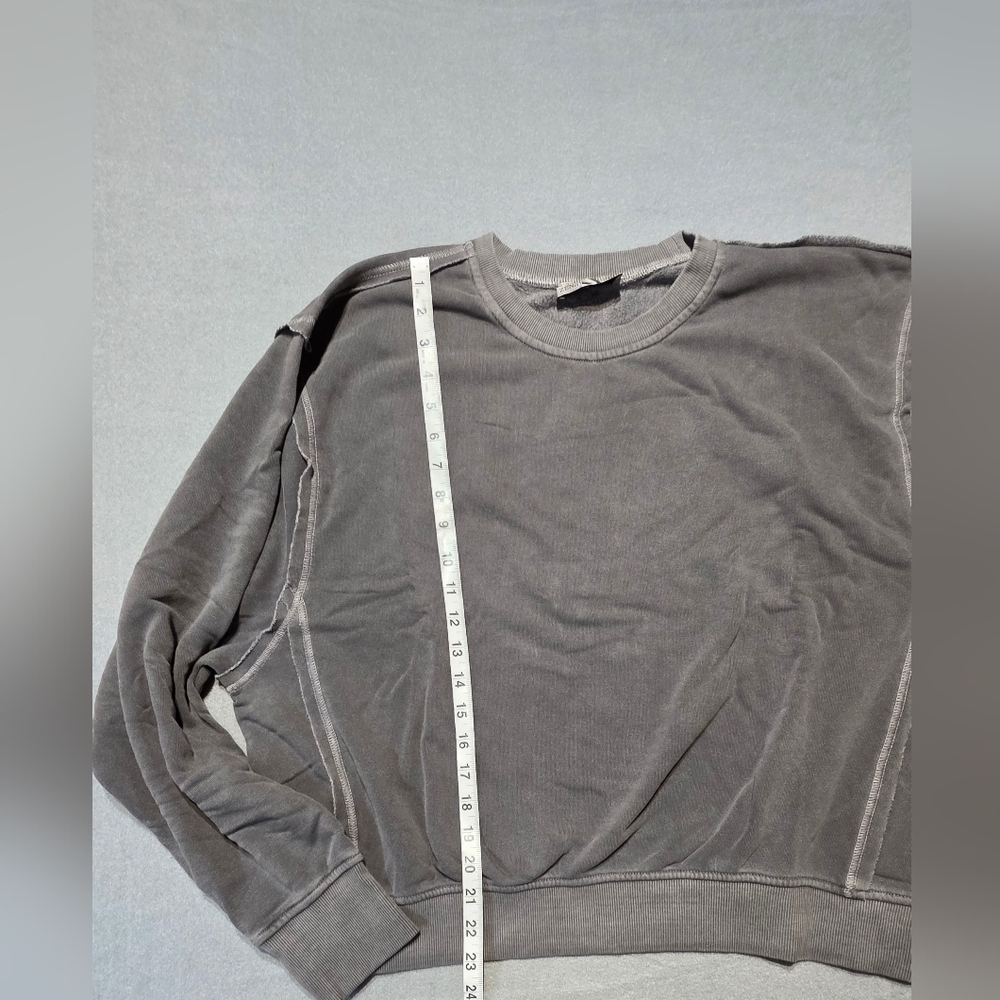 NWOT Zenana Outfitters Mineral Wash Charcoal Crew Neck Sweater PTP 24 Length 23 - Picture 6 of 11